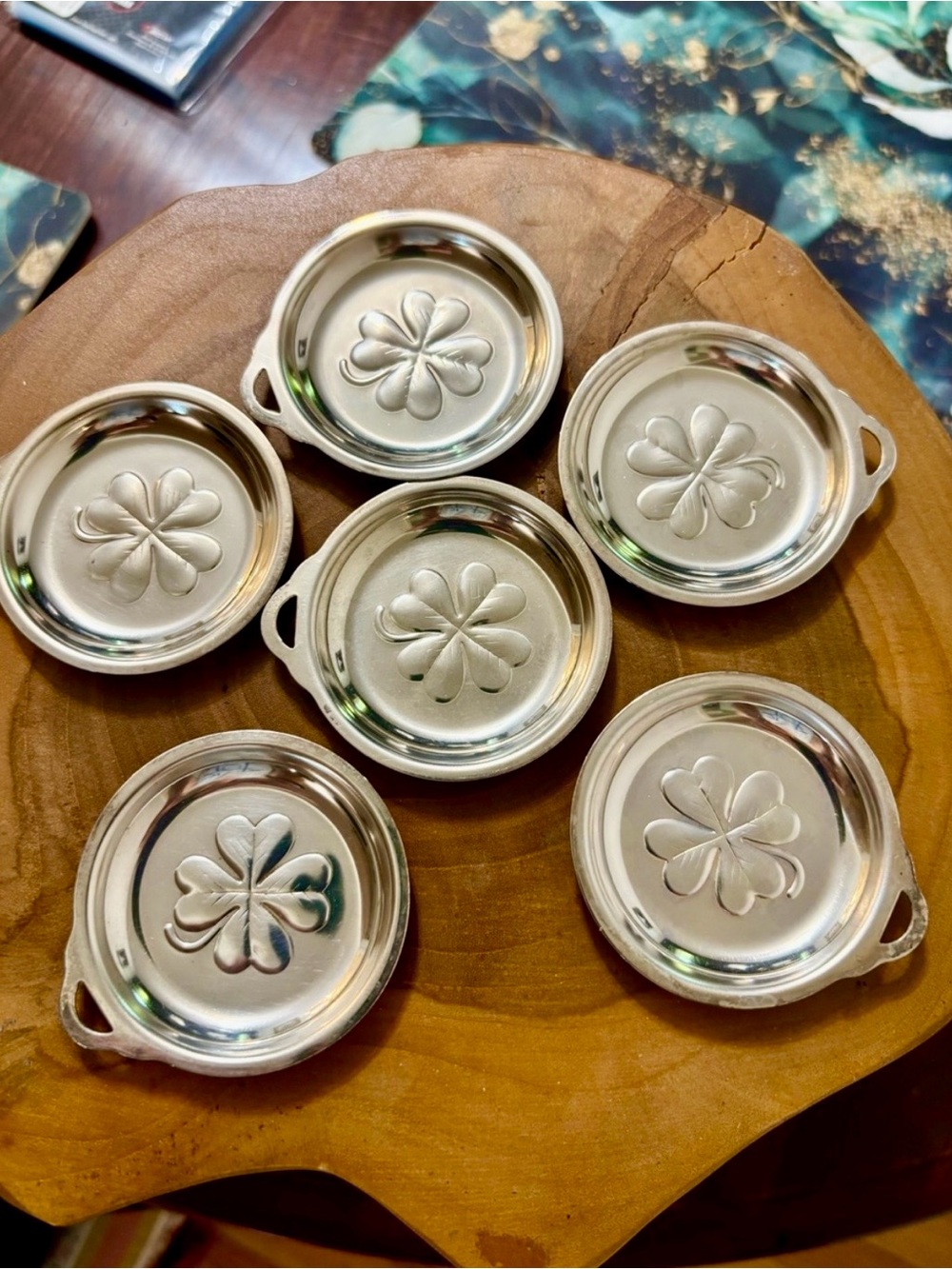 6 Four-Leaf Clover embossed Silver-plated trinket dish, ring dish (baguier) VTG